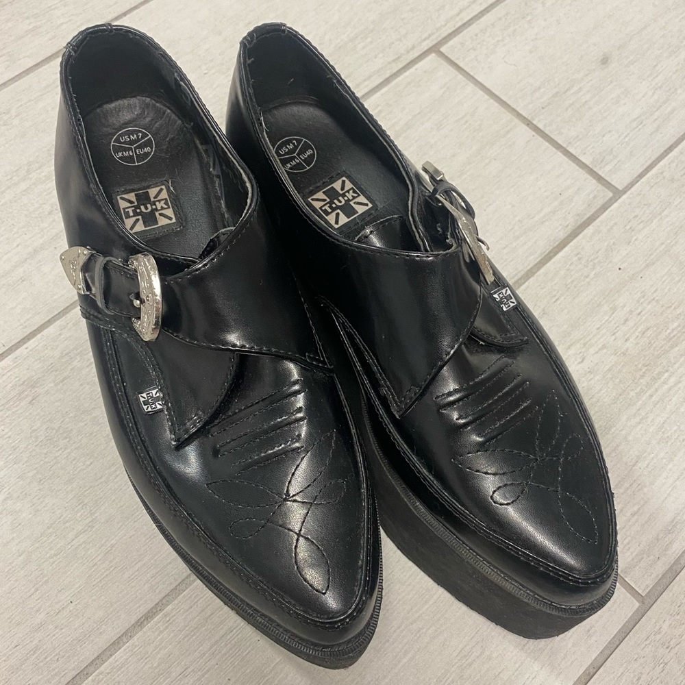 black leather tuk platform creeper western style with buckle